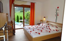 Guesthouse Mesec Zaplana